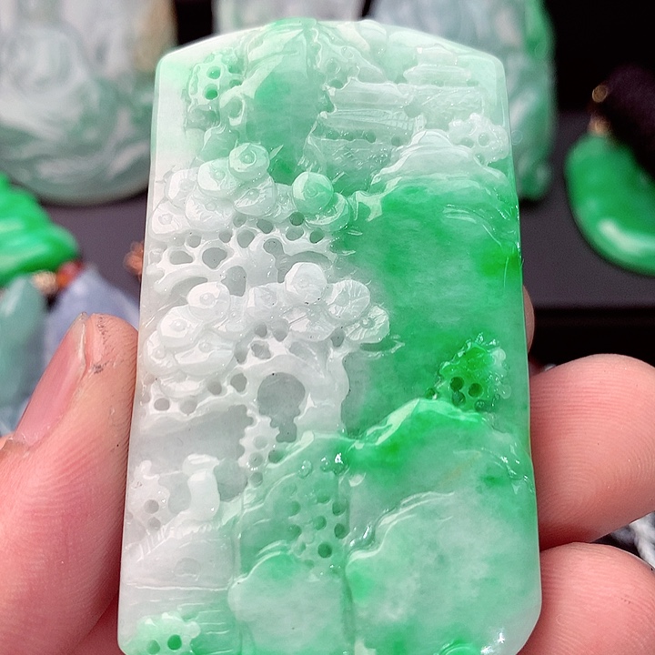 翡翠未镶嵌吊坠(不含链)