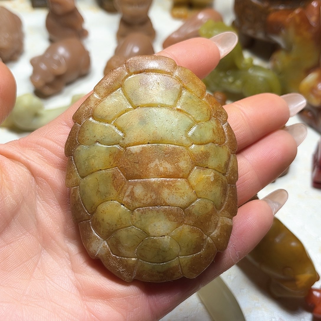 白玉菩提吊坠白玉菩提吊坠 