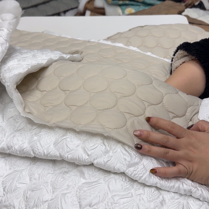 无纺布2米夹棉面料