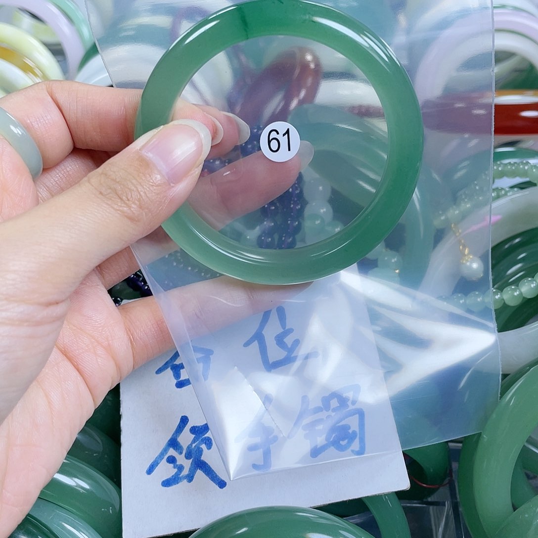 石英质玉手镯未镶嵌5455