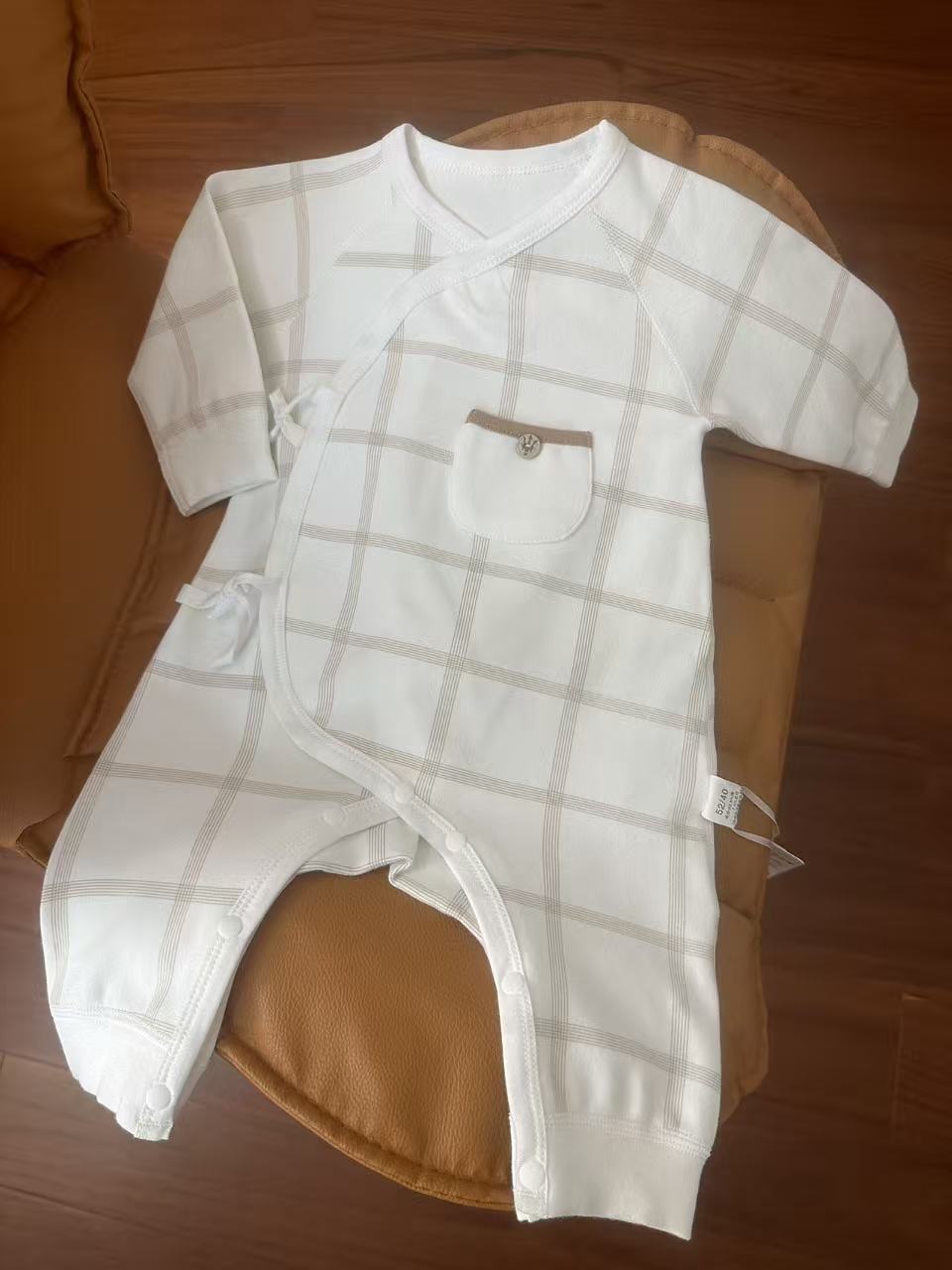 秋冬初生婴儿斜襟系带连体衣高级风蝴蝶衣