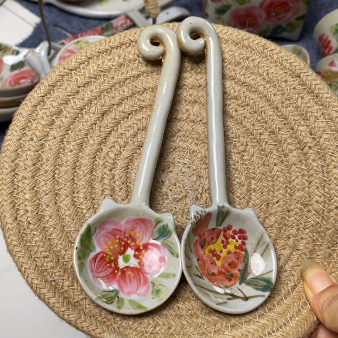 牛***喵吃饭勺景德镇高温陶瓷8888