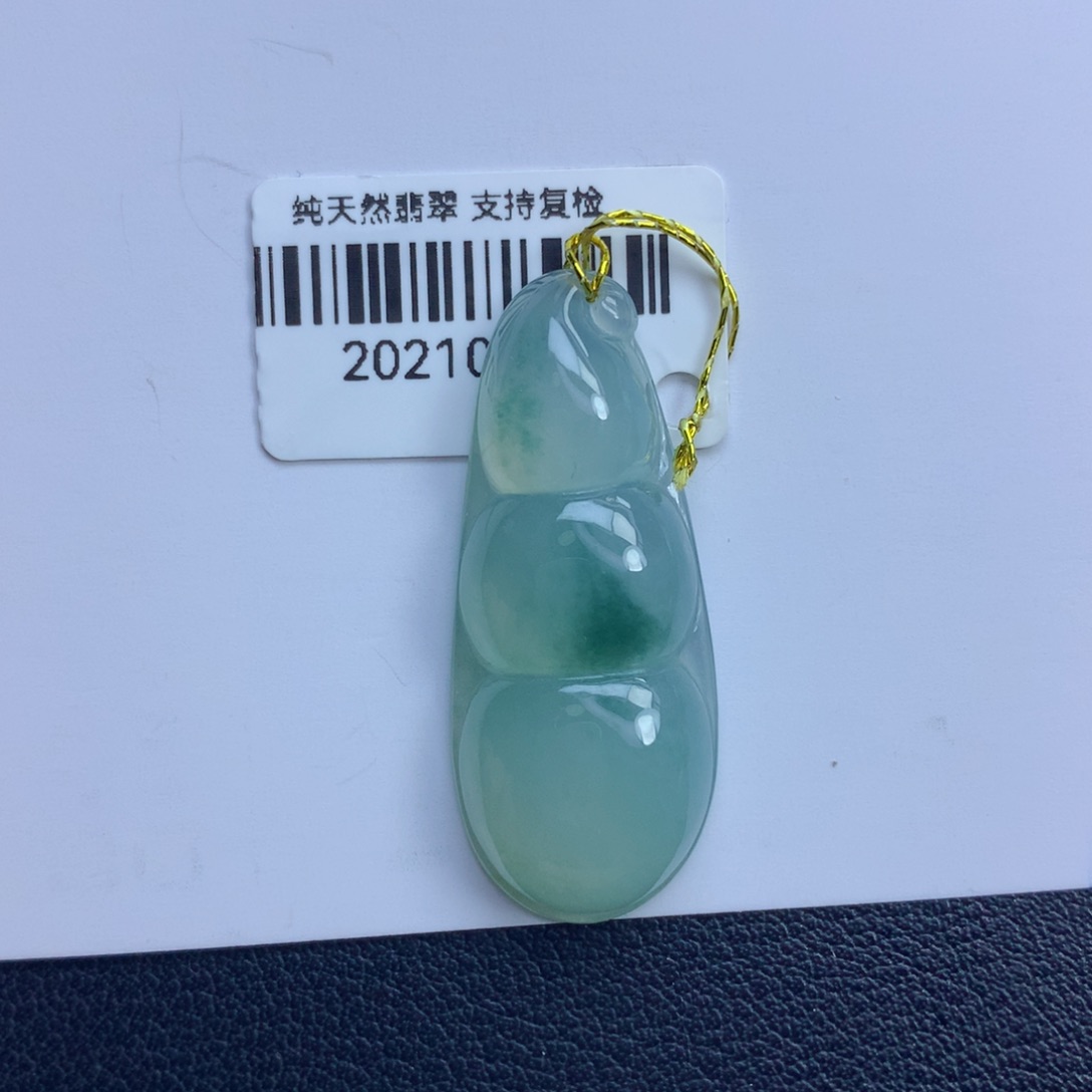 翡翠颈饰未镶嵌福豆