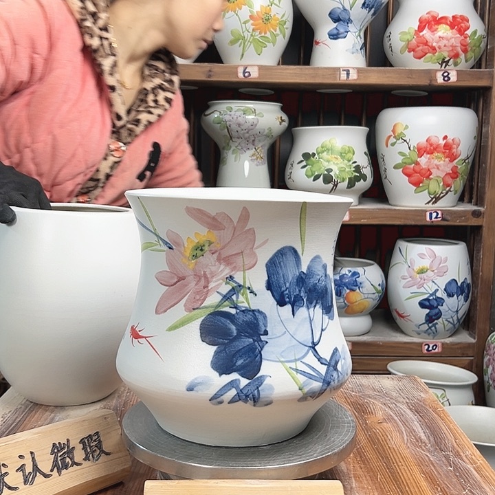 摆件小蛮腰青花荷花瓷新款陶瓷