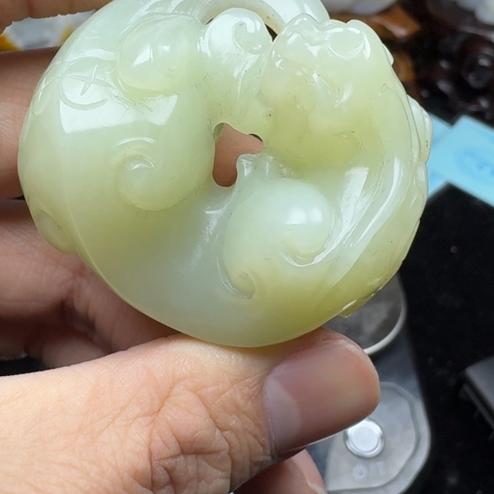 和田玉挂件未镶嵌娭*