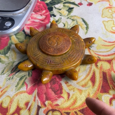 q w er t y ui o p