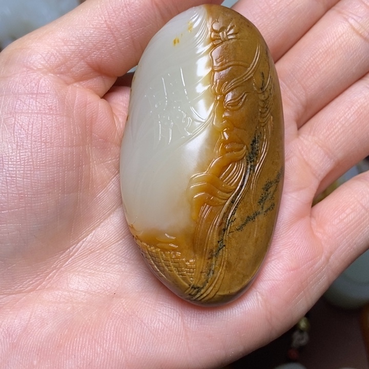 和田玉颈饰未镶嵌钢*侠