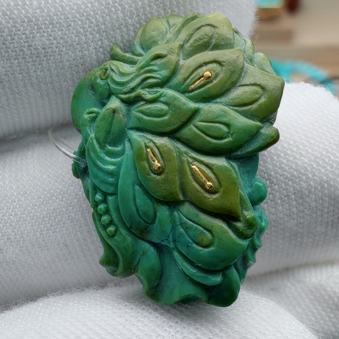 绿松石未镶嵌珠宝奇石