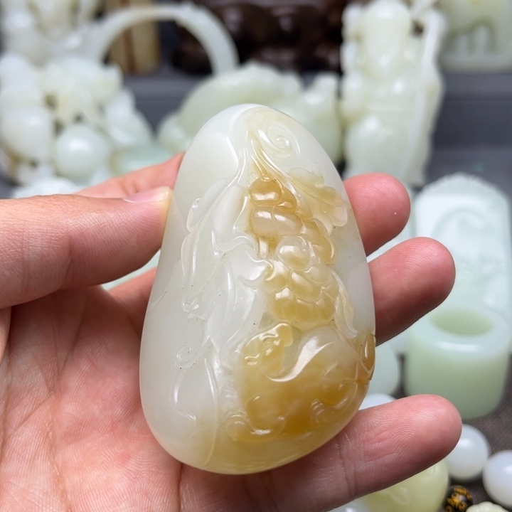 和田玉挂件未镶嵌