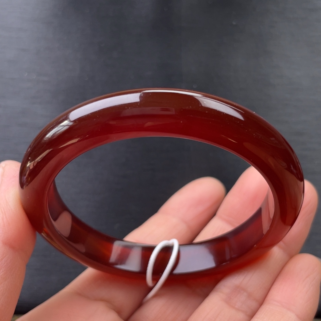 玛瑙/玉髓未镶嵌手镯57圈