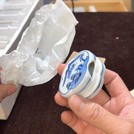 瓷器周边默认瑕疵1