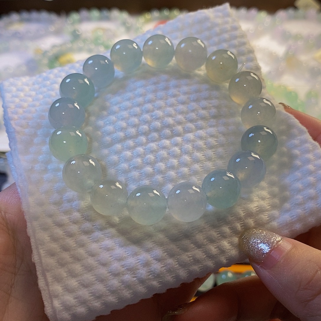 定制翡翠未镶嵌翡翠.