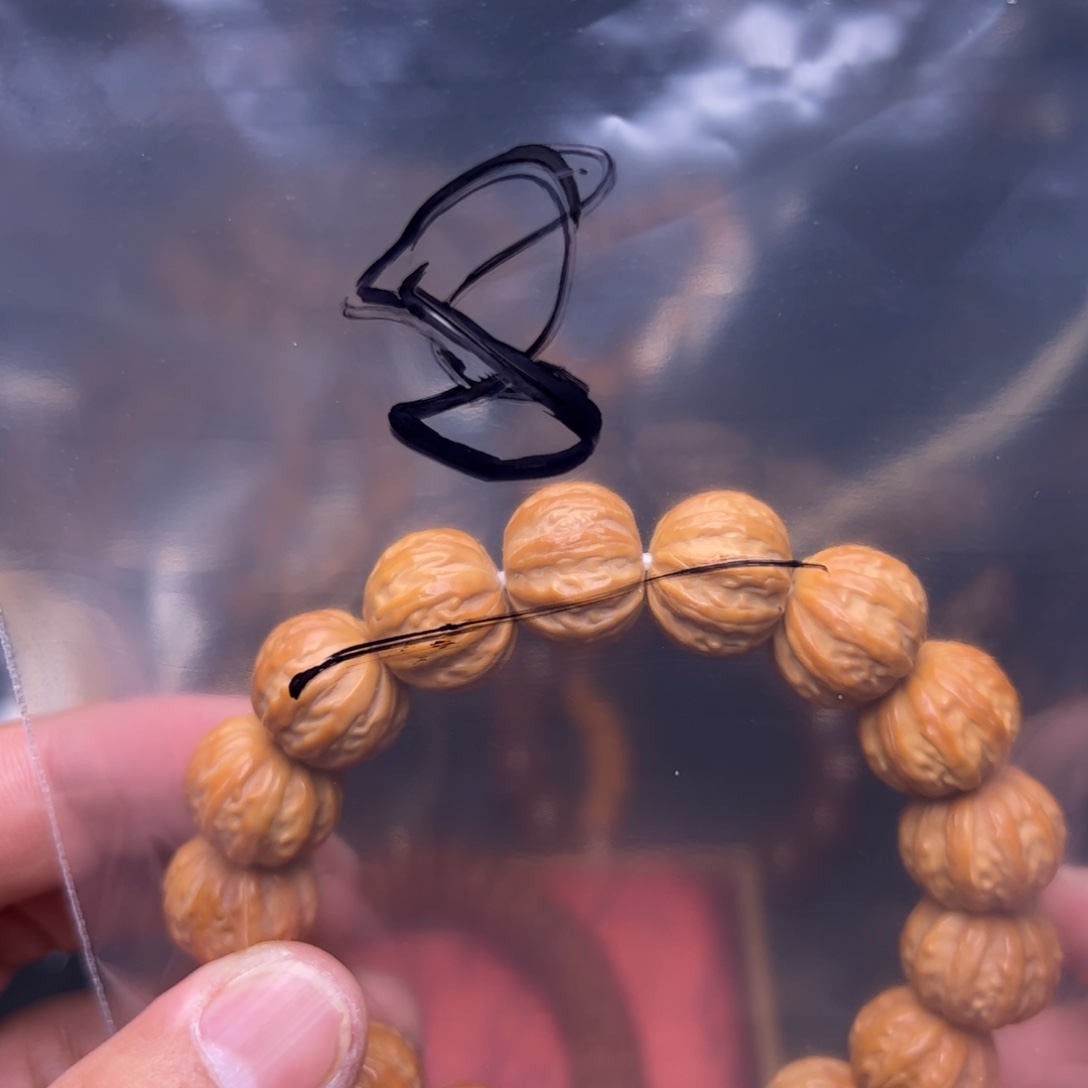 猴头核桃吊坠辛苦了