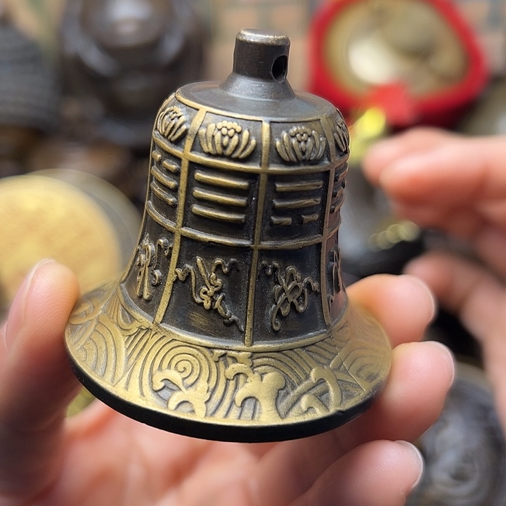 铜器摆件老王直播间