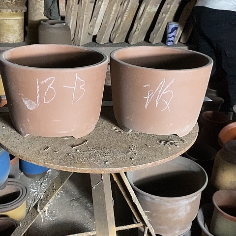 中国宜兴紫砂花盆！