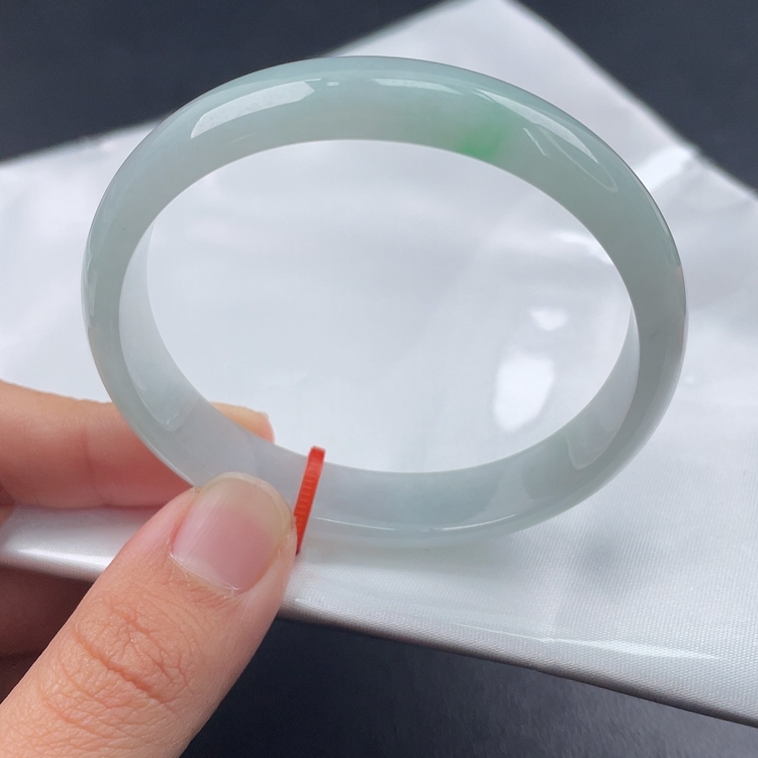 翡翠未镶嵌手镯（贵妃镯）5455贵妃