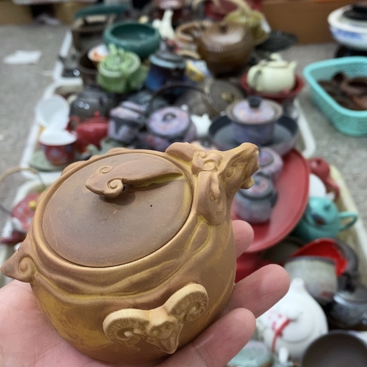 陶瓷艺术品及陶瓷壶壶