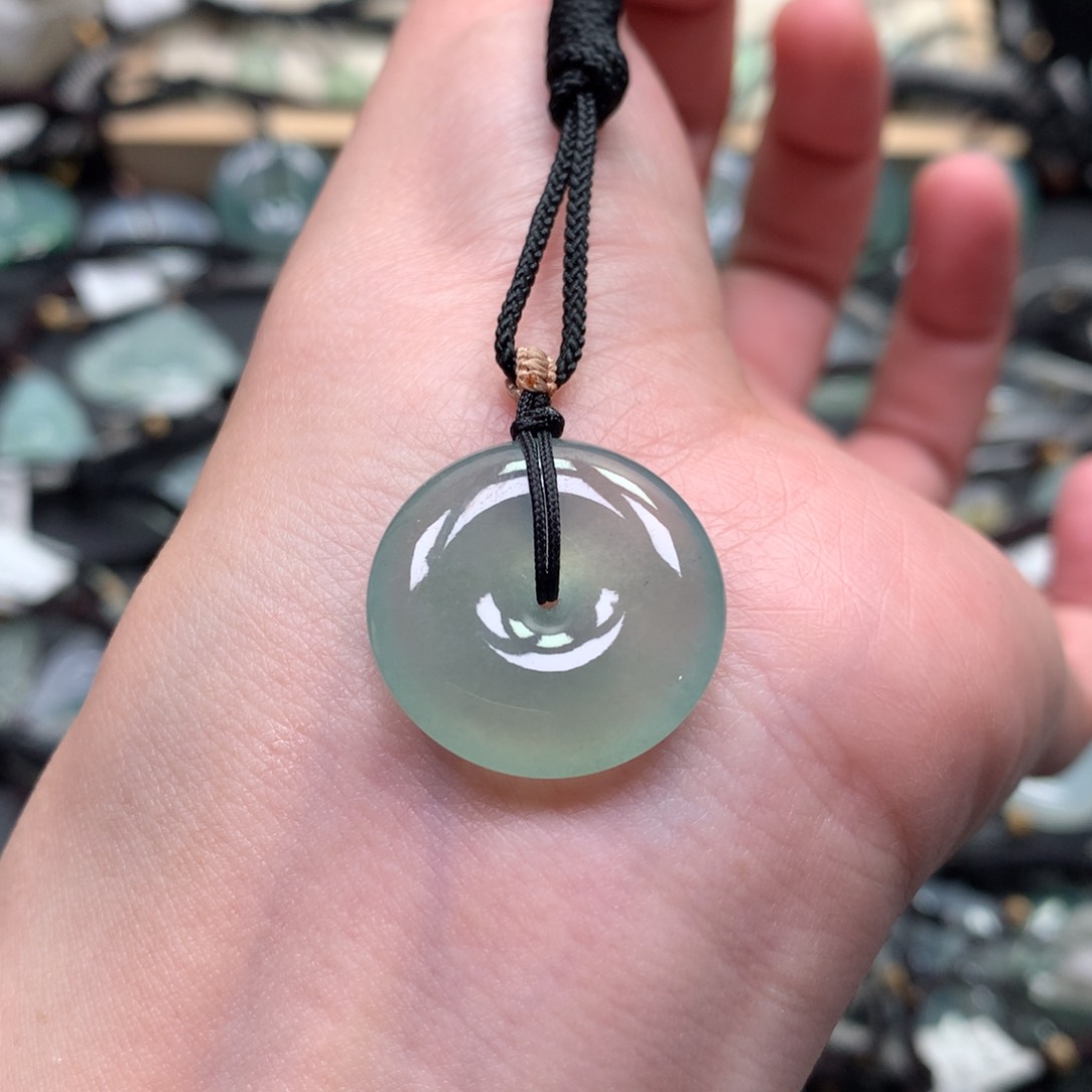 翡翠颈饰未镶嵌000000000000