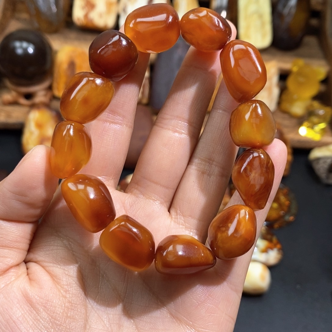 琥珀裸石未镶嵌琥珀