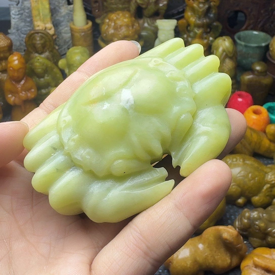 白玉菩提吊坠。。。