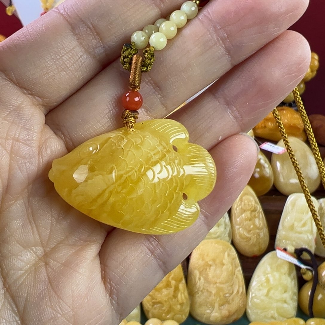 蜜蜡吊坠(赠链)未镶嵌