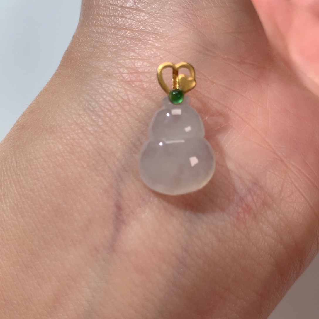 翡翠颈饰18K金镶嵌葫芦