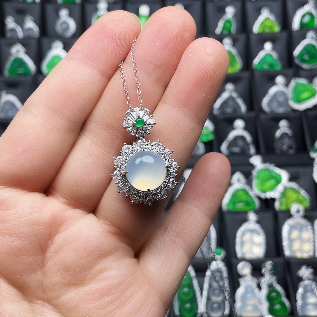 玛瑙/玉髓颈饰合金