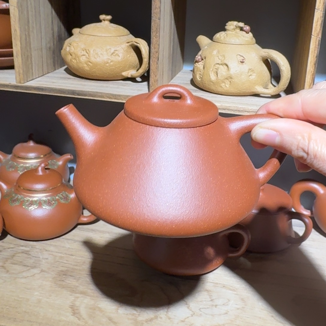 段泥茶壶降坡200毫升左右