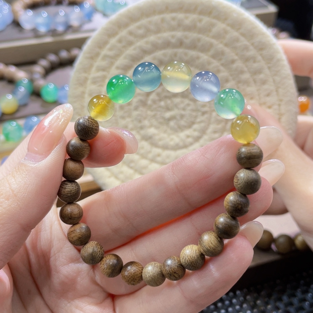 翡翠未镶嵌手链卡8加 马卡龙