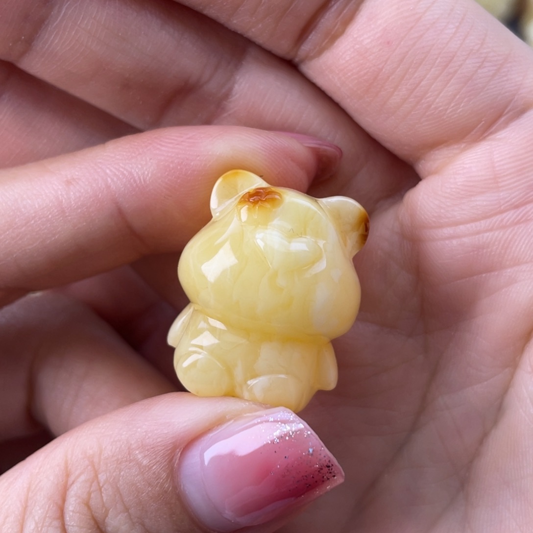 琥珀裸石未镶嵌蜜蜡