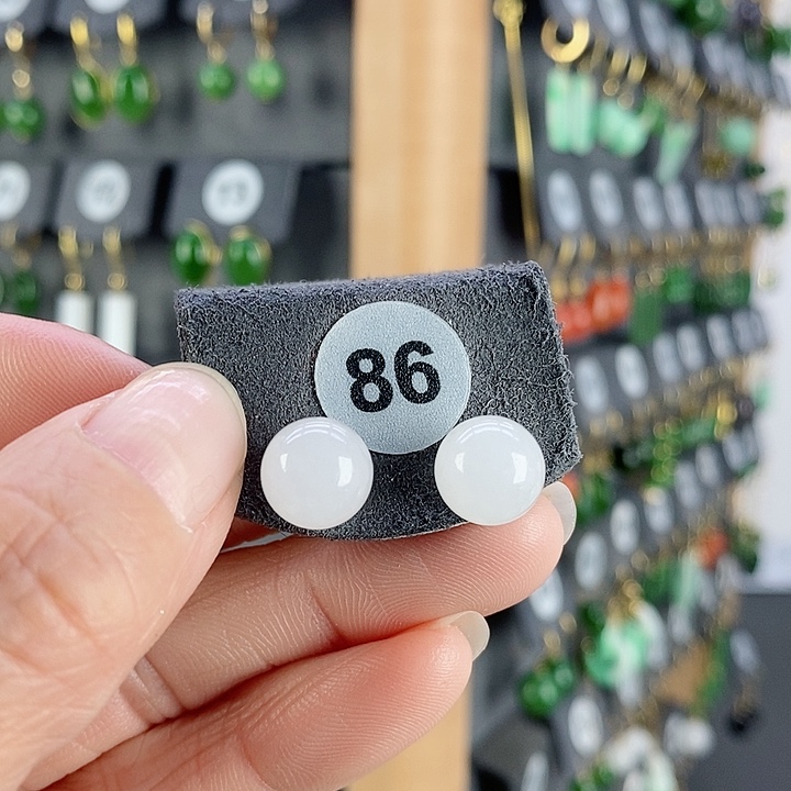 和田玉耳饰18K金镶嵌