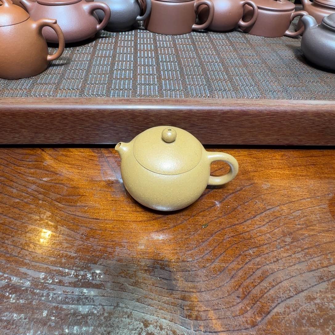 紫砂茶壶紫砂壶等各种艺术精品
