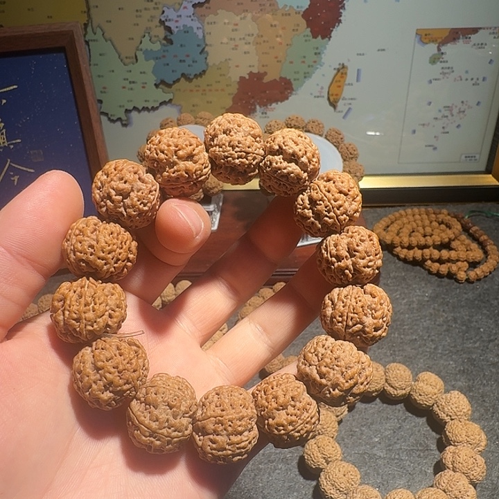 蜡***新金刚菩提吊坠快回个话