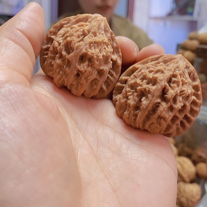 【闪购商品】文玩核桃把件39流星雨