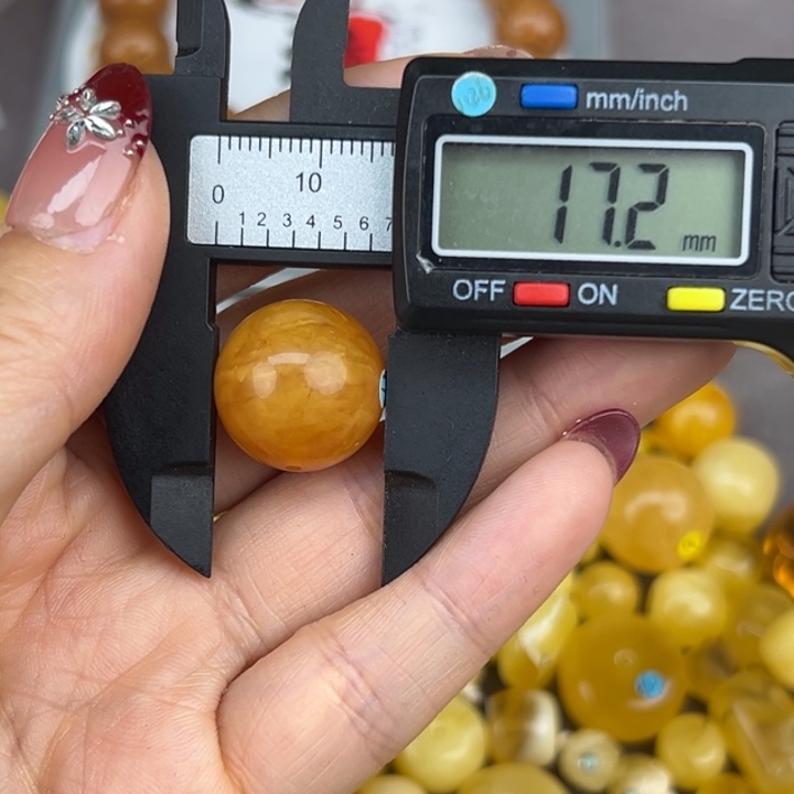 琥珀裸石未镶嵌微瑕258