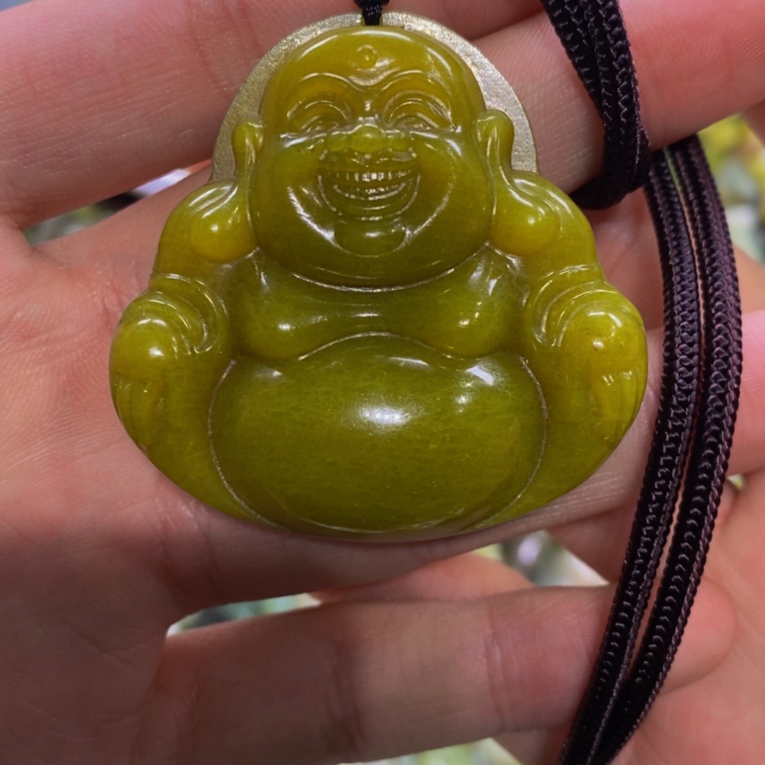 蛇纹石玉吊坠未镶嵌