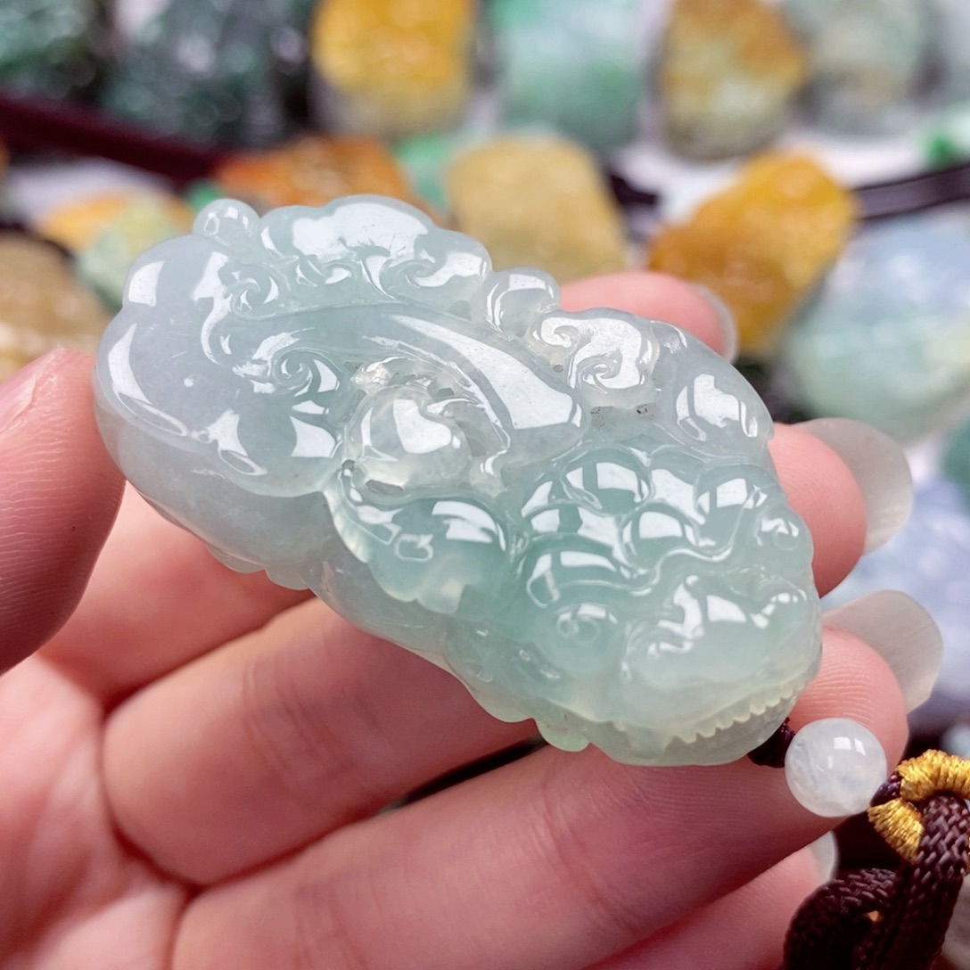 翡翠未镶嵌颈饰翡翠