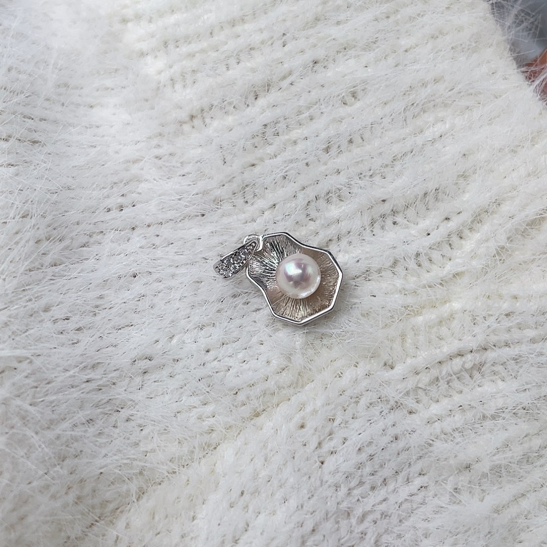 银S925镶嵌海水珍珠吊坠(不含链)