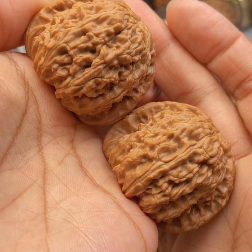 【闪购商品】文玩核桃把件41白狮子全品