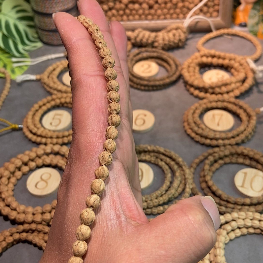 柏香籽/百香籽吊坠李**.