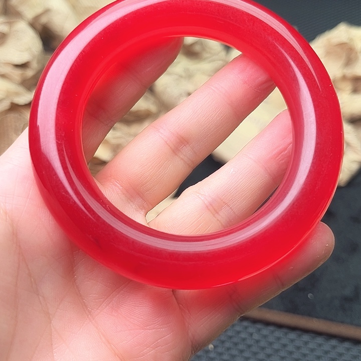 翡翠颈饰未镶嵌啊啊