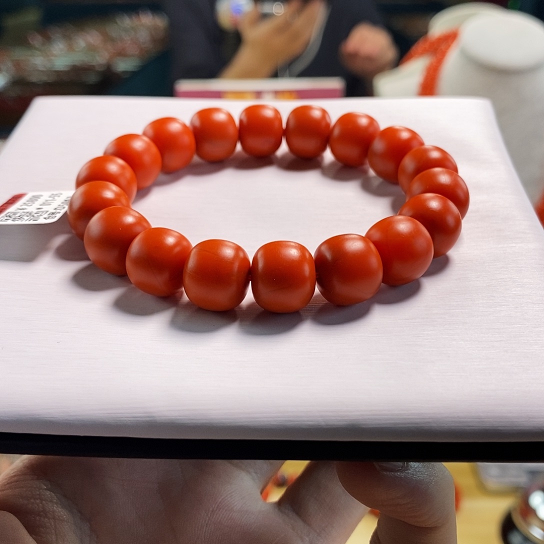 未镶嵌云端   12mm  多样性发一南红玛瑙