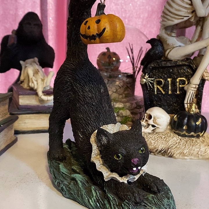 树脂制品黑猫摆件