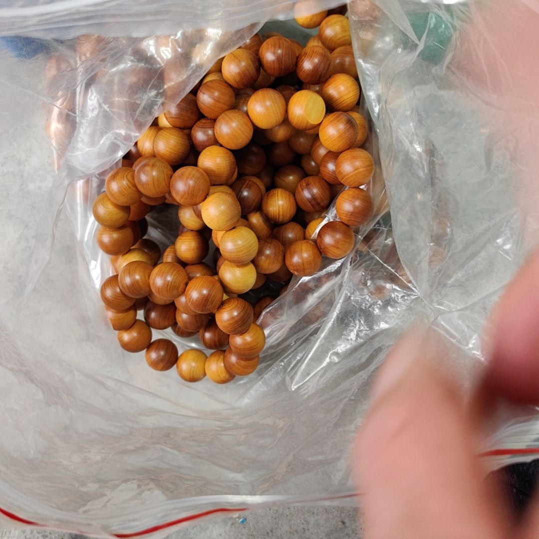 2.0黄粉料一条。。。。。