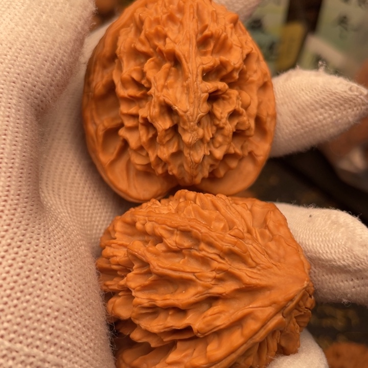 北***哥核桃44尺秦岭野生大龙福利