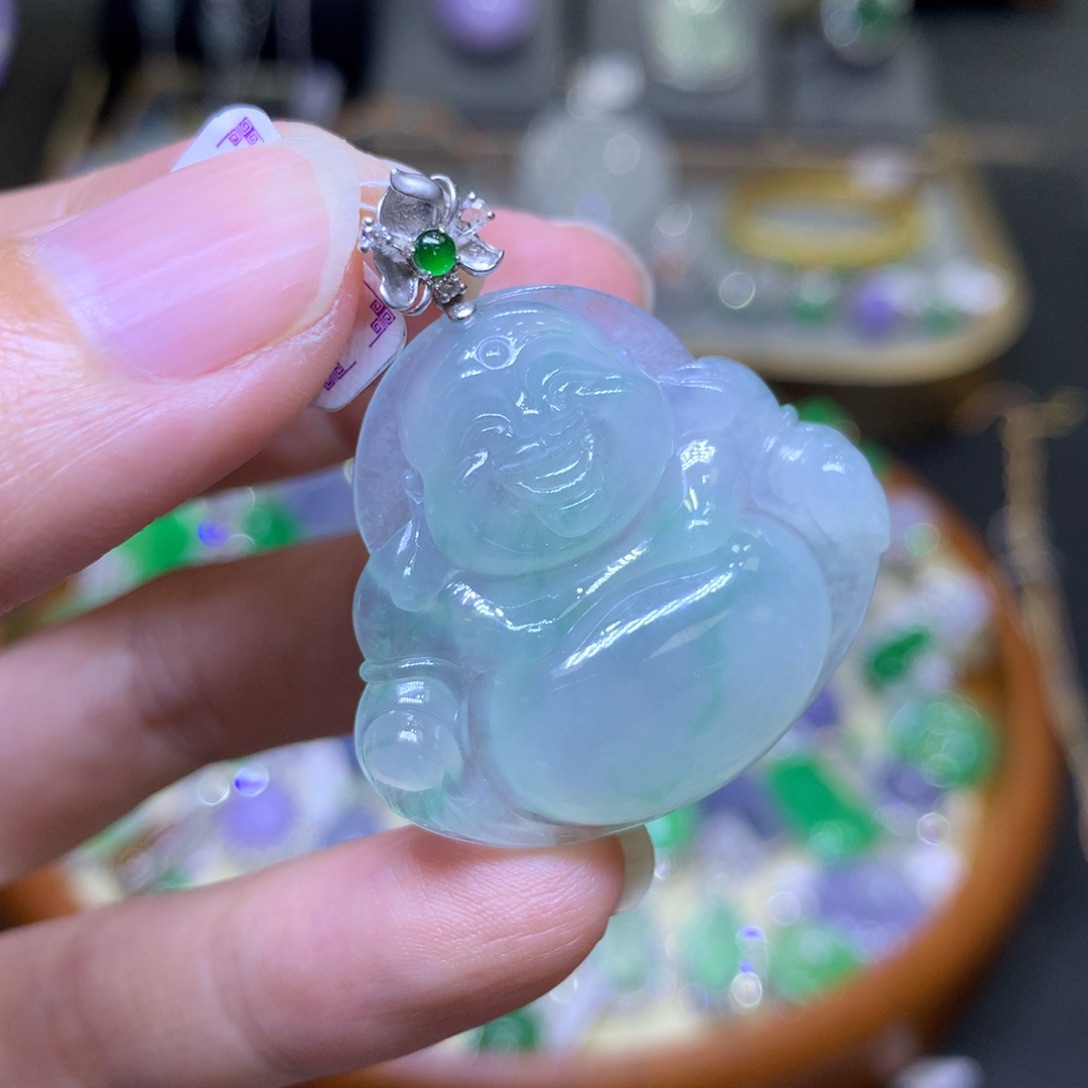 翡翠18K金镶嵌颈饰翡翠吊坠项链