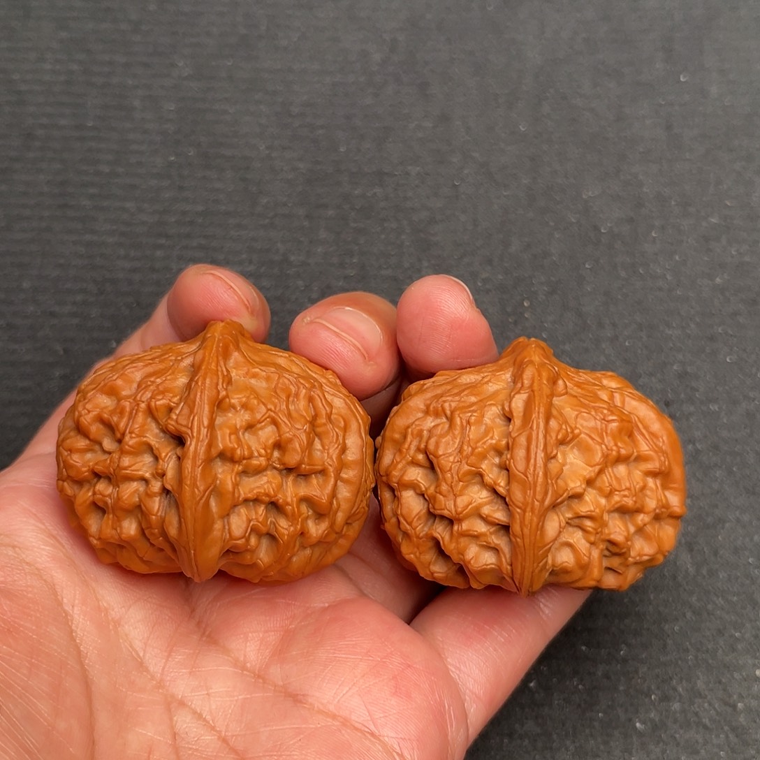 桃核把件45×40玉枕元宝XM1052