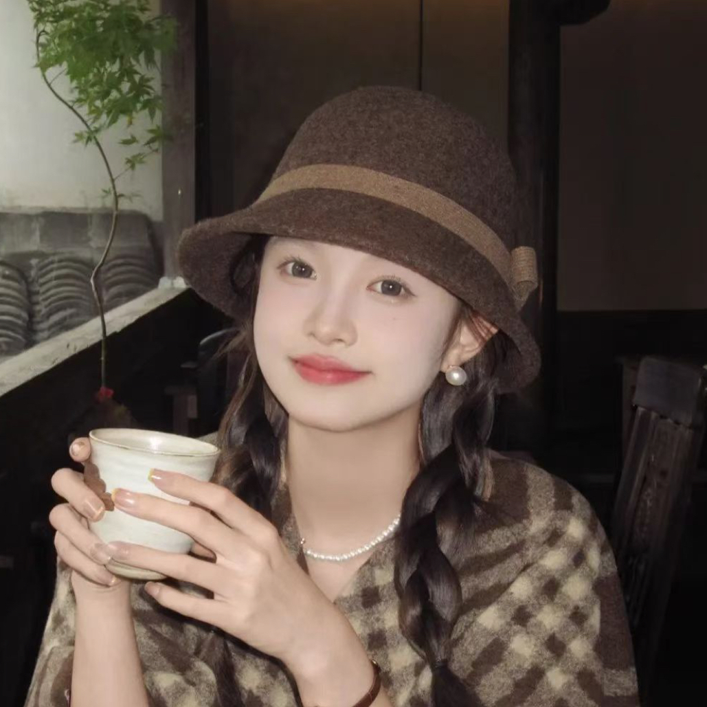 法式千金风优雅羊毛礼帽女秋冬赫本风复古感显脸小贝雷帽渔夫帽子