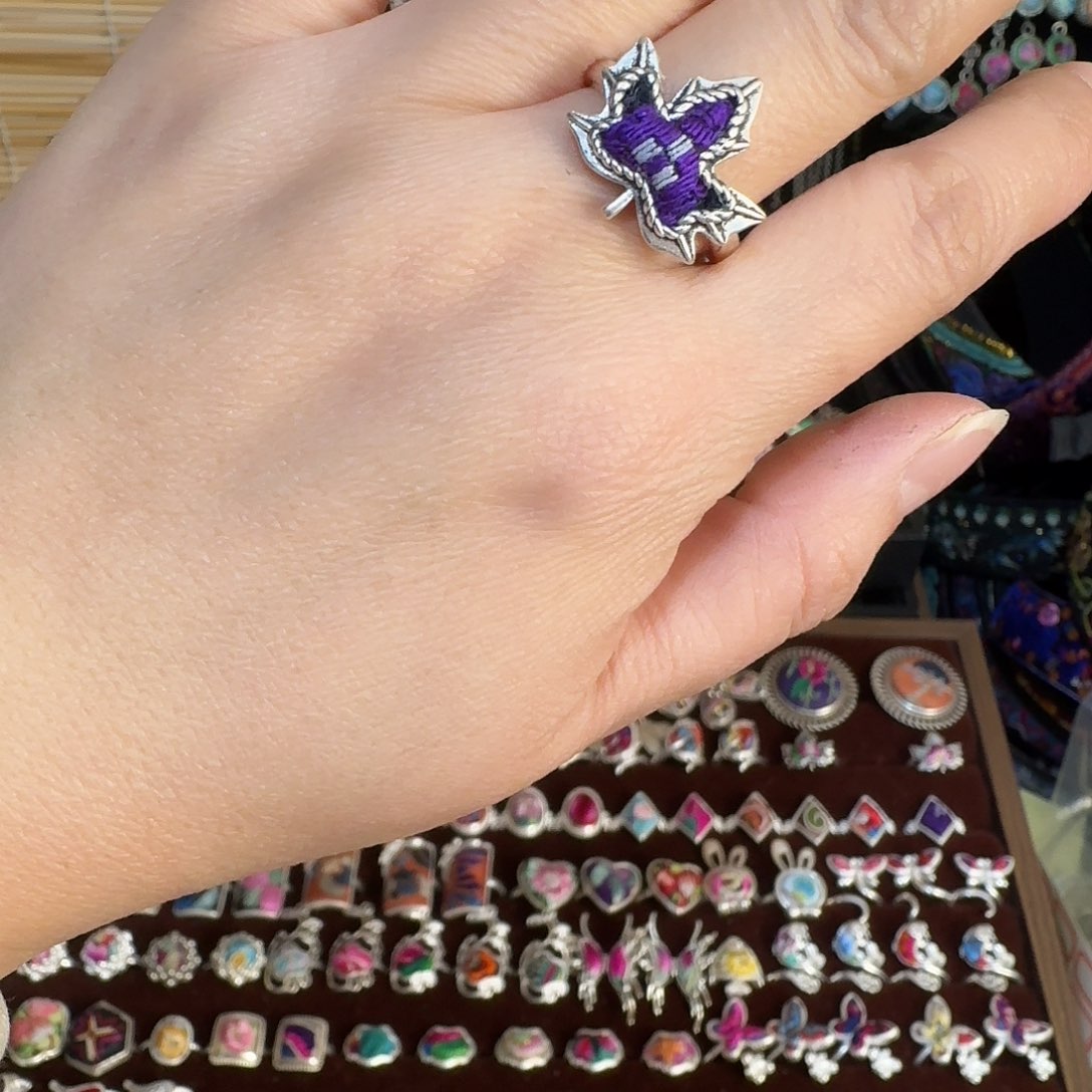 织绣民族风刺绣戒指