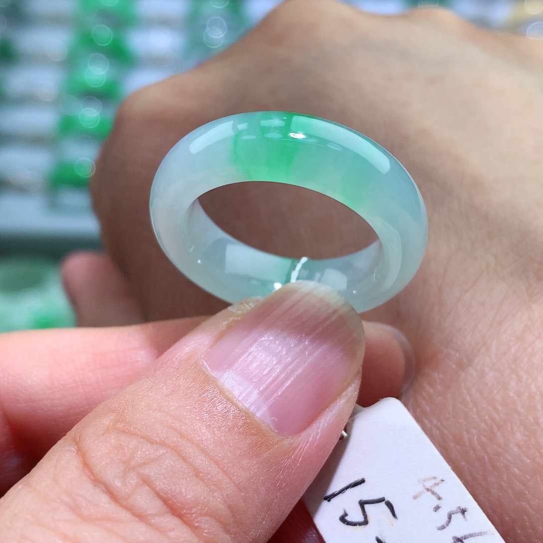 翡翠戒指未镶嵌15-16号